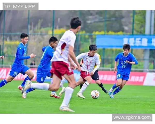 赛后分析:上海足球队与重庆足球队的战术对决与启示 赛后分析:上海足球队与重庆足球队的战术对决与启示